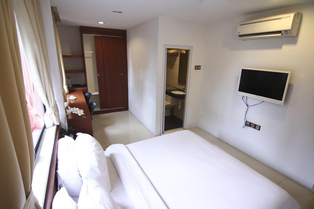 Ag Hotel Penang Гелугор Экстерьер фото
